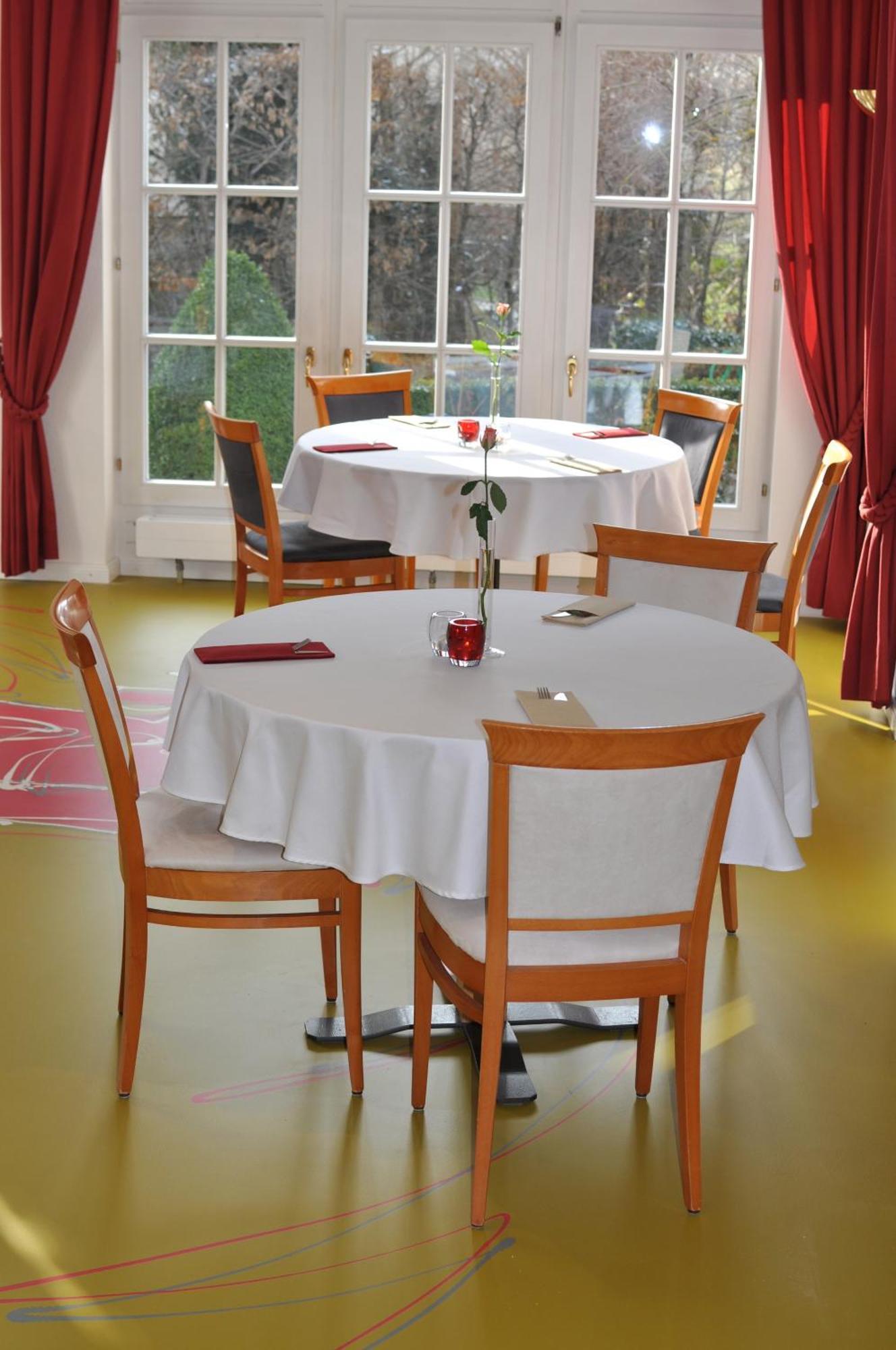 Hotel Krone Ueberlingen Am Ried 징엔 외부 사진