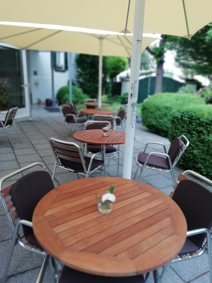 Hotel Krone Ueberlingen Am Ried 징엔 외부 사진